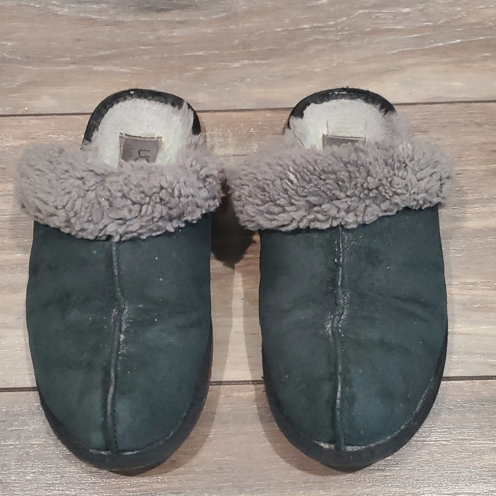 UGG Women Insulated lined Sheepskin fur slippers flat flip flip sz 7 - Picture 3 of 11